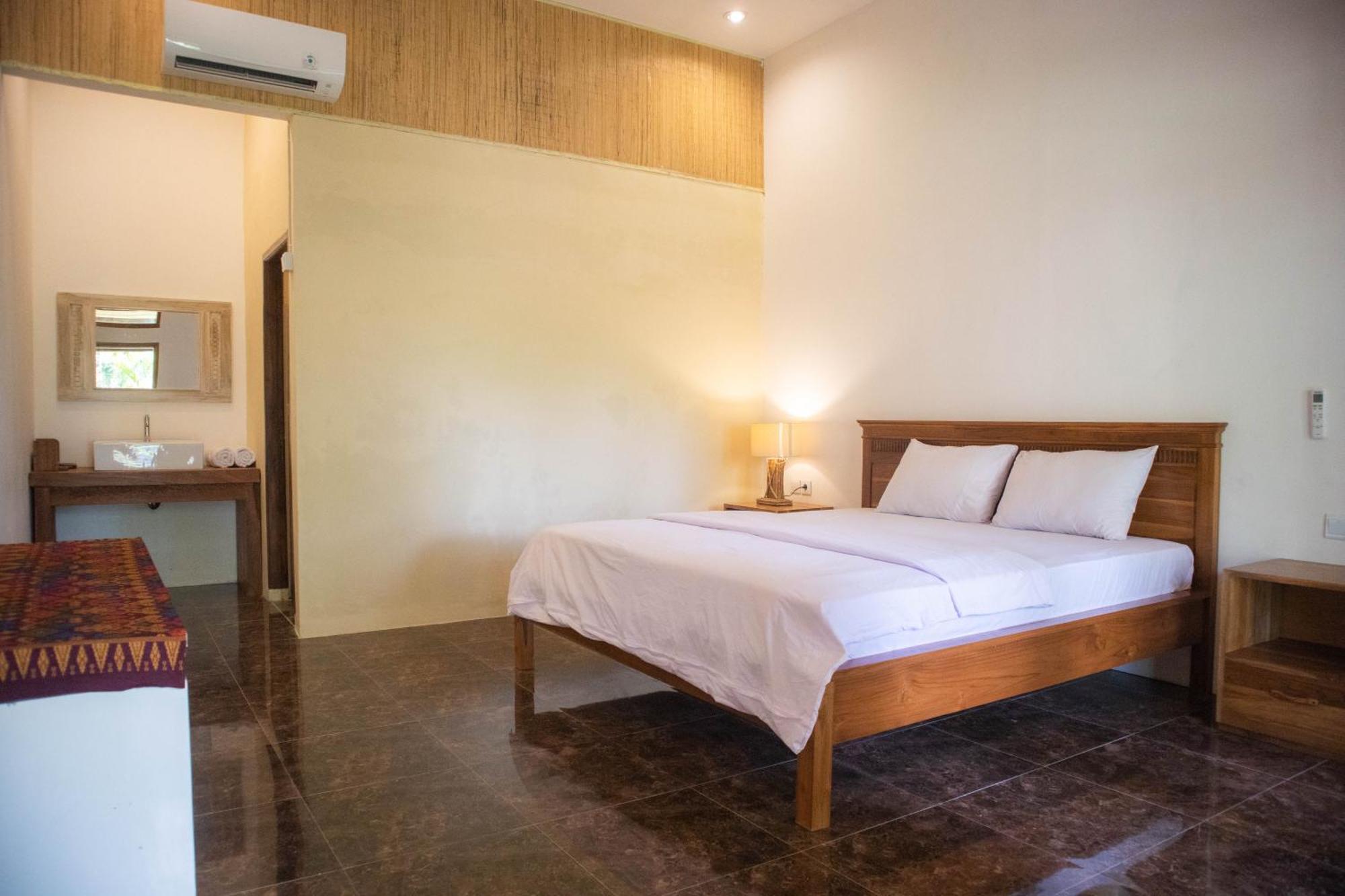 Peraja Bungalows Loyok Sangyang Quarto foto